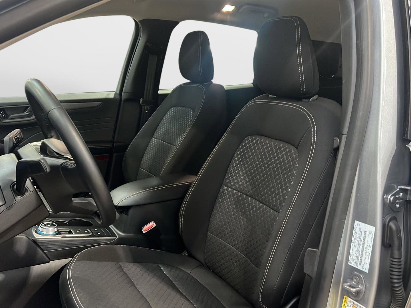 Used 2023 Ford Escape Active image 19