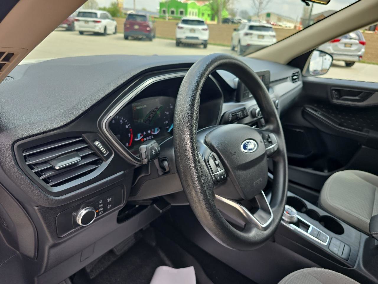 Used 2020 Ford Escape S image 18