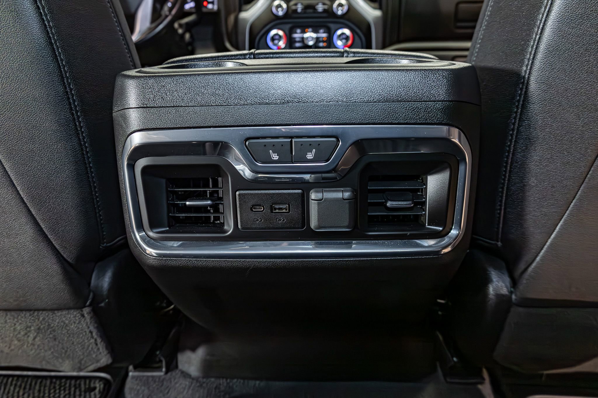 Used 2023 GMC Sierra 3500 SLT w/ SLT Premium Package AWD/4WD image 25