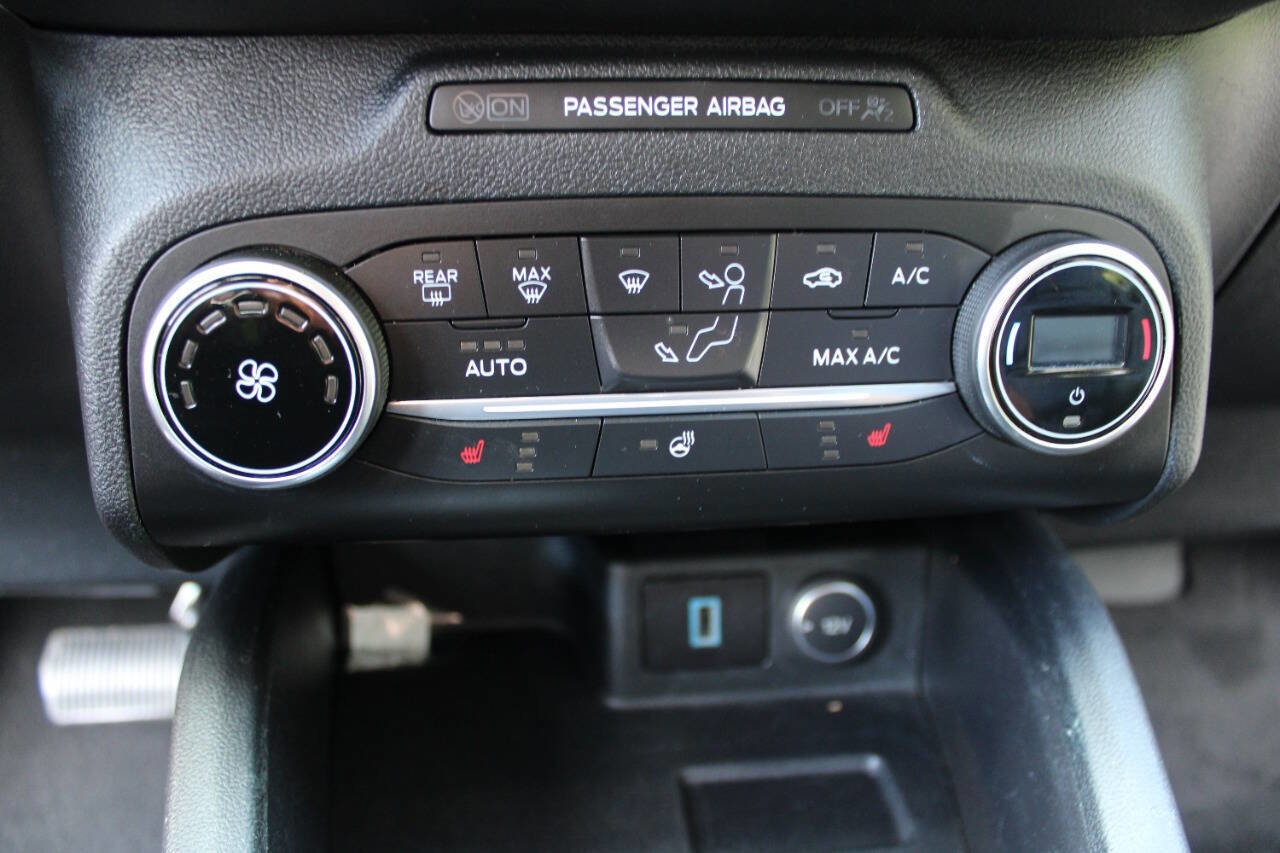 Used 2020 Ford Escape SEL image 13
