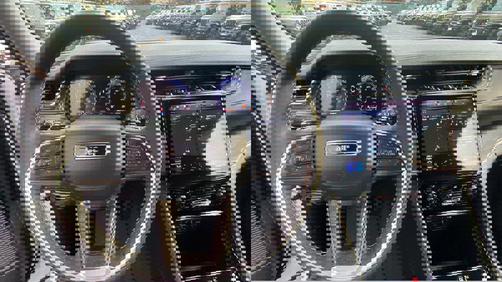 Certified 2023 Jeep Grand Cherokee L Limited image 5