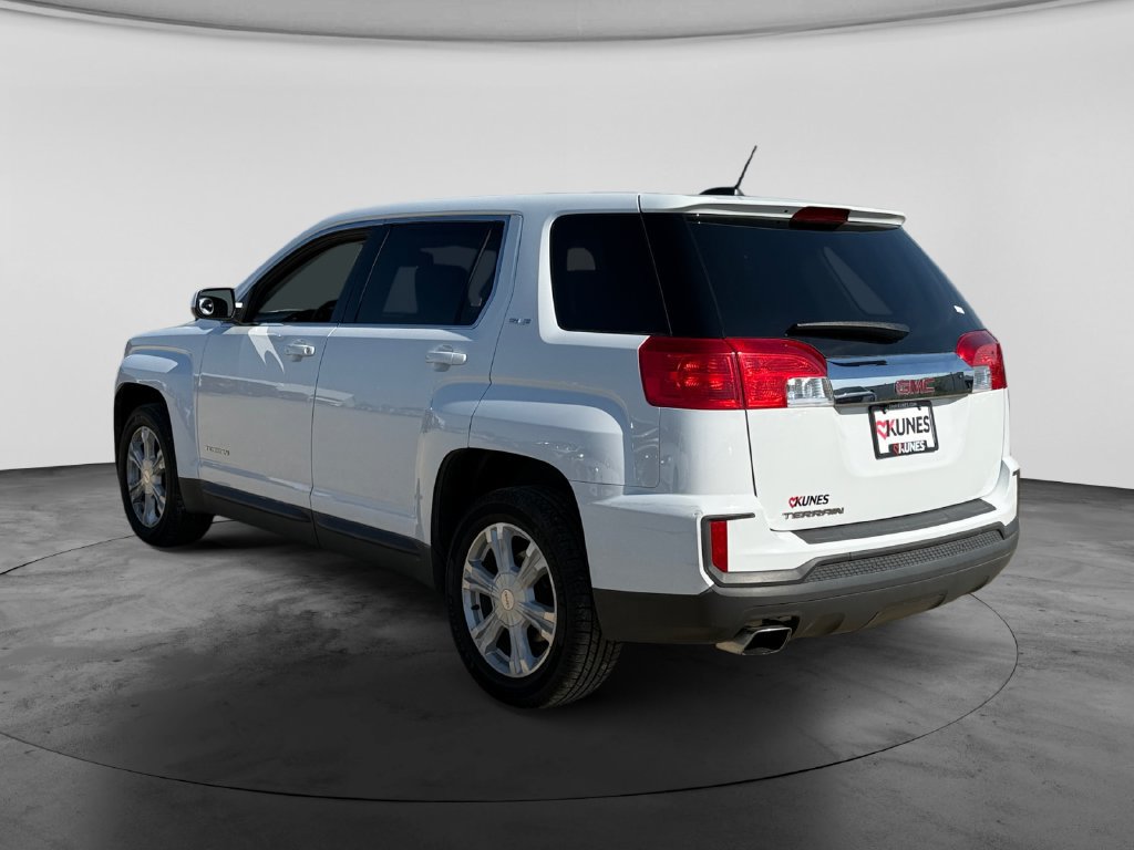 Used 2017 GMC Terrain SLE FWD image 7