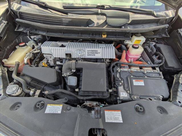 Used 2017 Toyota Prius V Four image 22