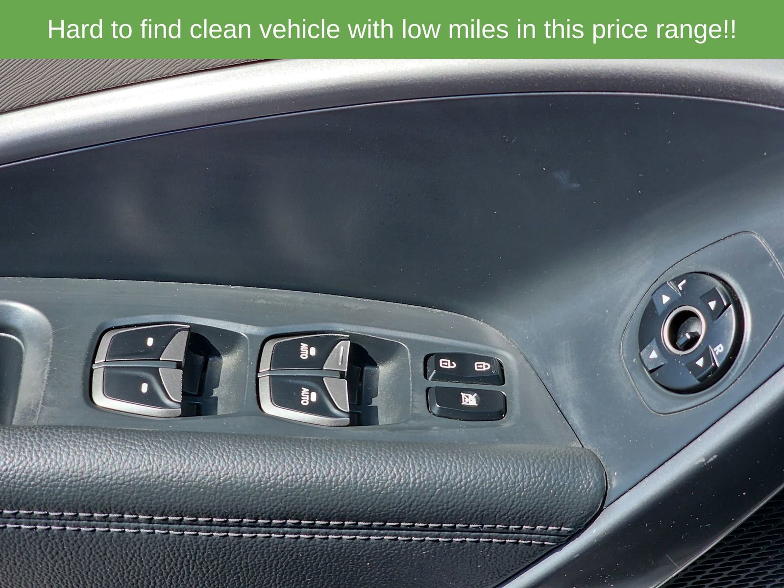 Used 2017 Hyundai Santa Fe Sport FWD image 33