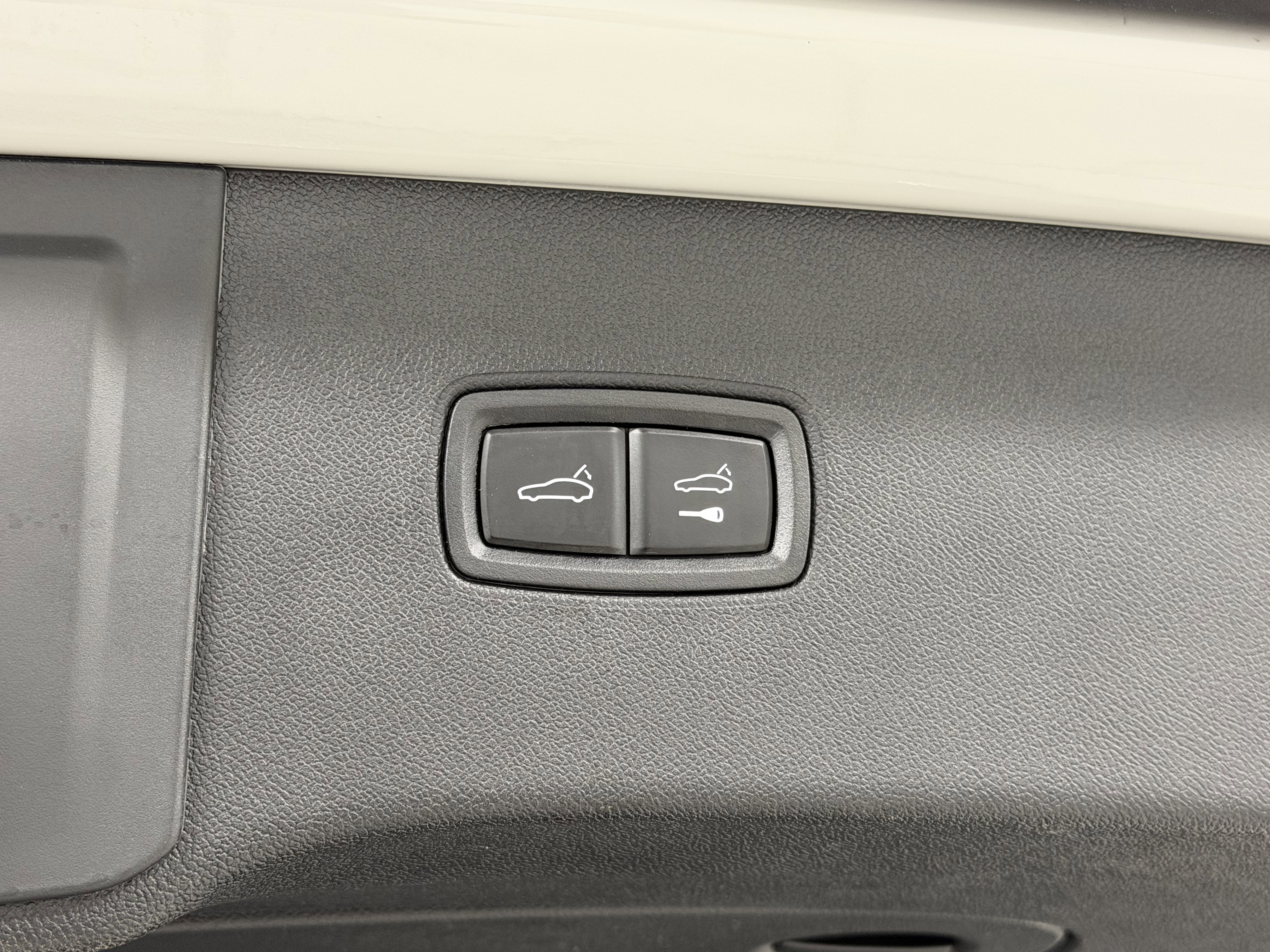 Certified 2026 Porsche Cayenne GTS image 63