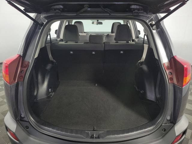 Used 2015 Toyota RAV4 LE AWD/4WD image 25