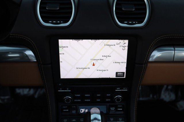 Used 2018 Porsche 718 Boxster S image 35