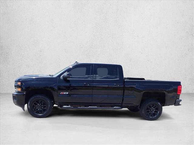 Used 2019 Chevrolet Silverado 2500 LT w/ Midnight Edition AWD/4WD video 2