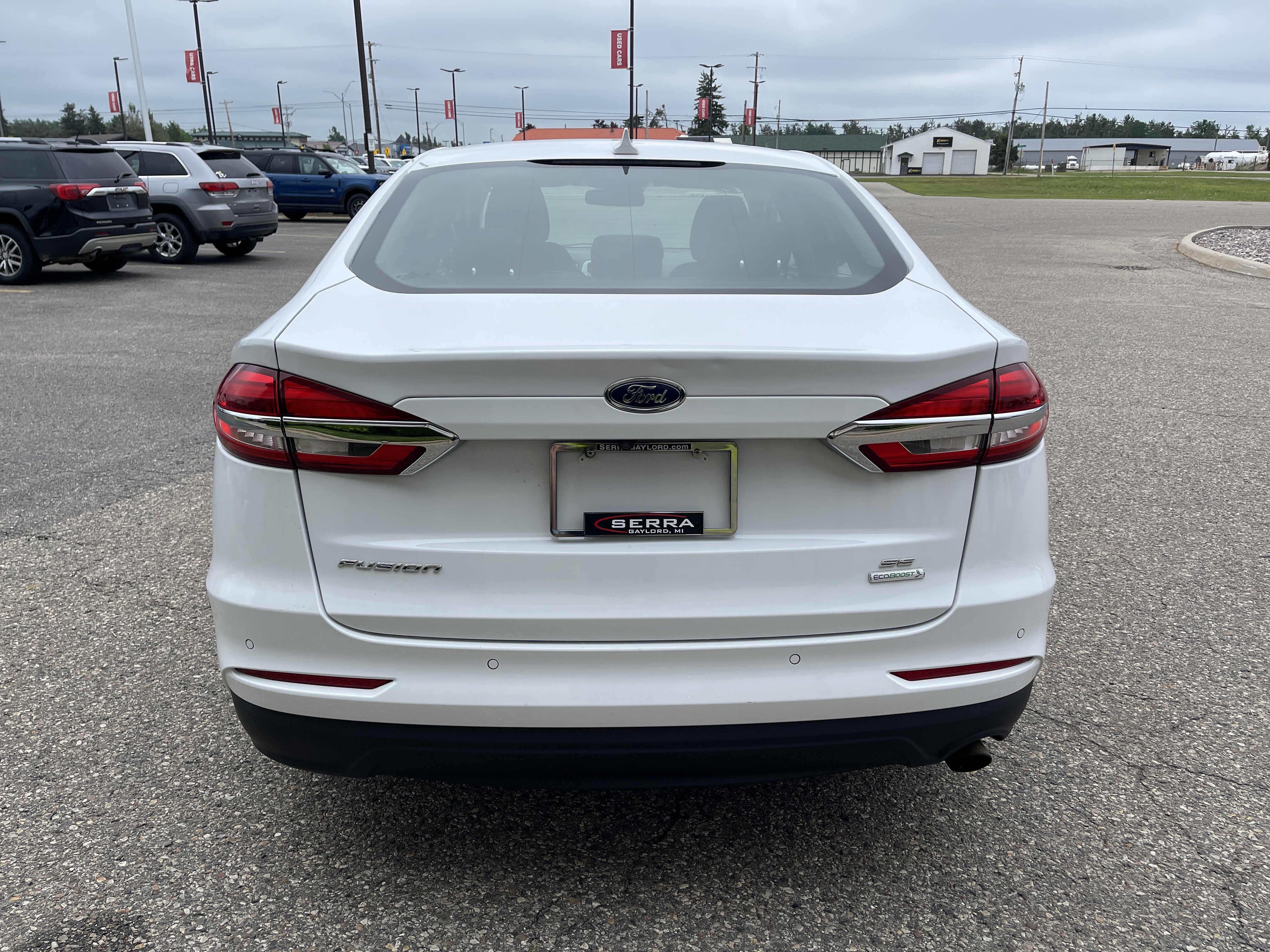 Used 2019 Ford Fusion SE FWD image 6