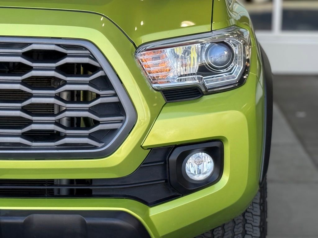 Certified 2023 Toyota Tacoma TRD Off-Road image 6