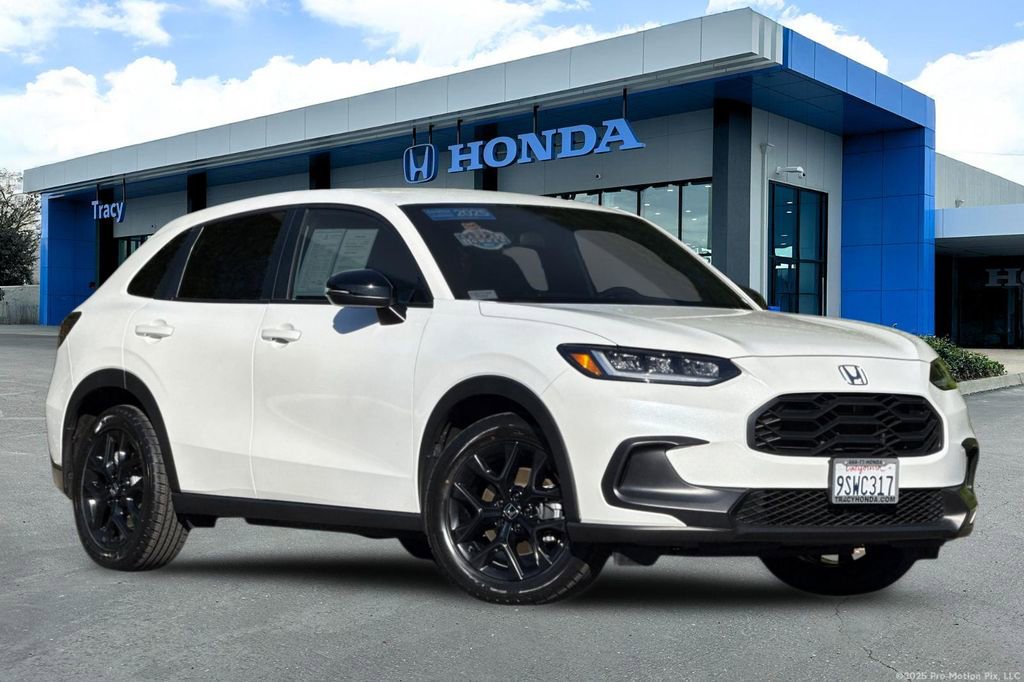 Certified 2025 Honda HR-V Sport image 1