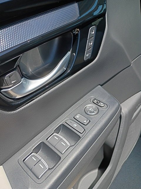 Used 2024 Honda CR-V EX-L image 11