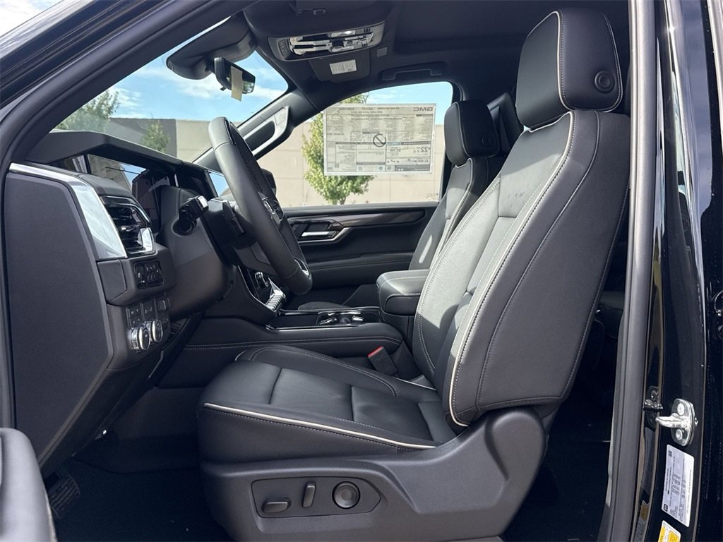 New 2026 GMC Yukon Elevation w/ Elevation Premium Package image 13