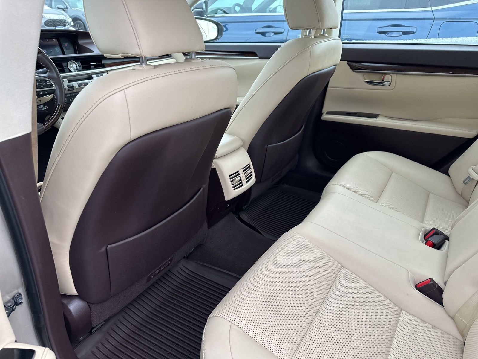 Used 2018 Lexus ES 350 w/ Navigation System Package image 22