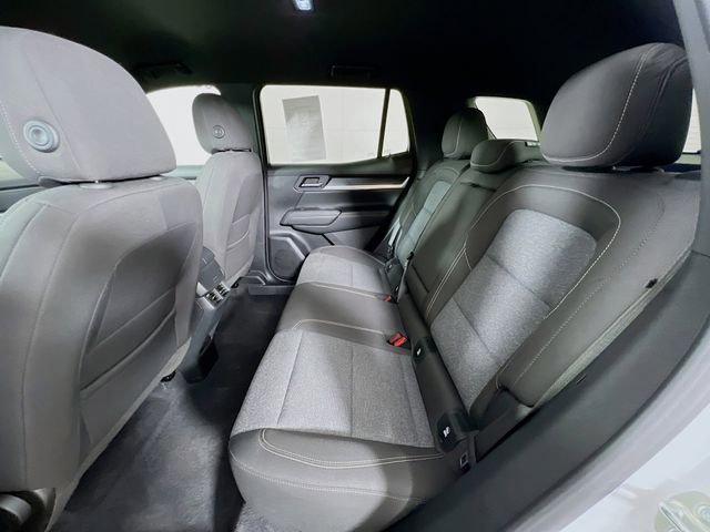 Used 2025 GMC Terrain Elevation image 23