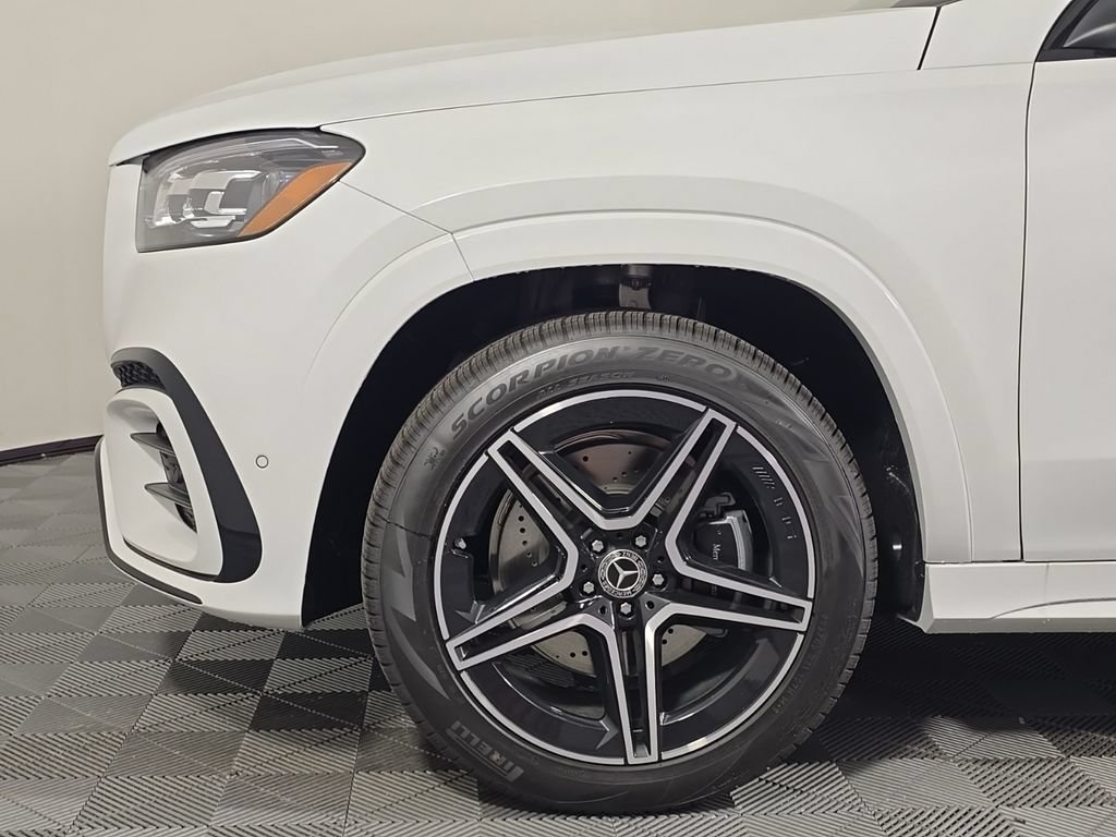 New 2026 Mercedes-Benz GLS 450 4MATIC image 11