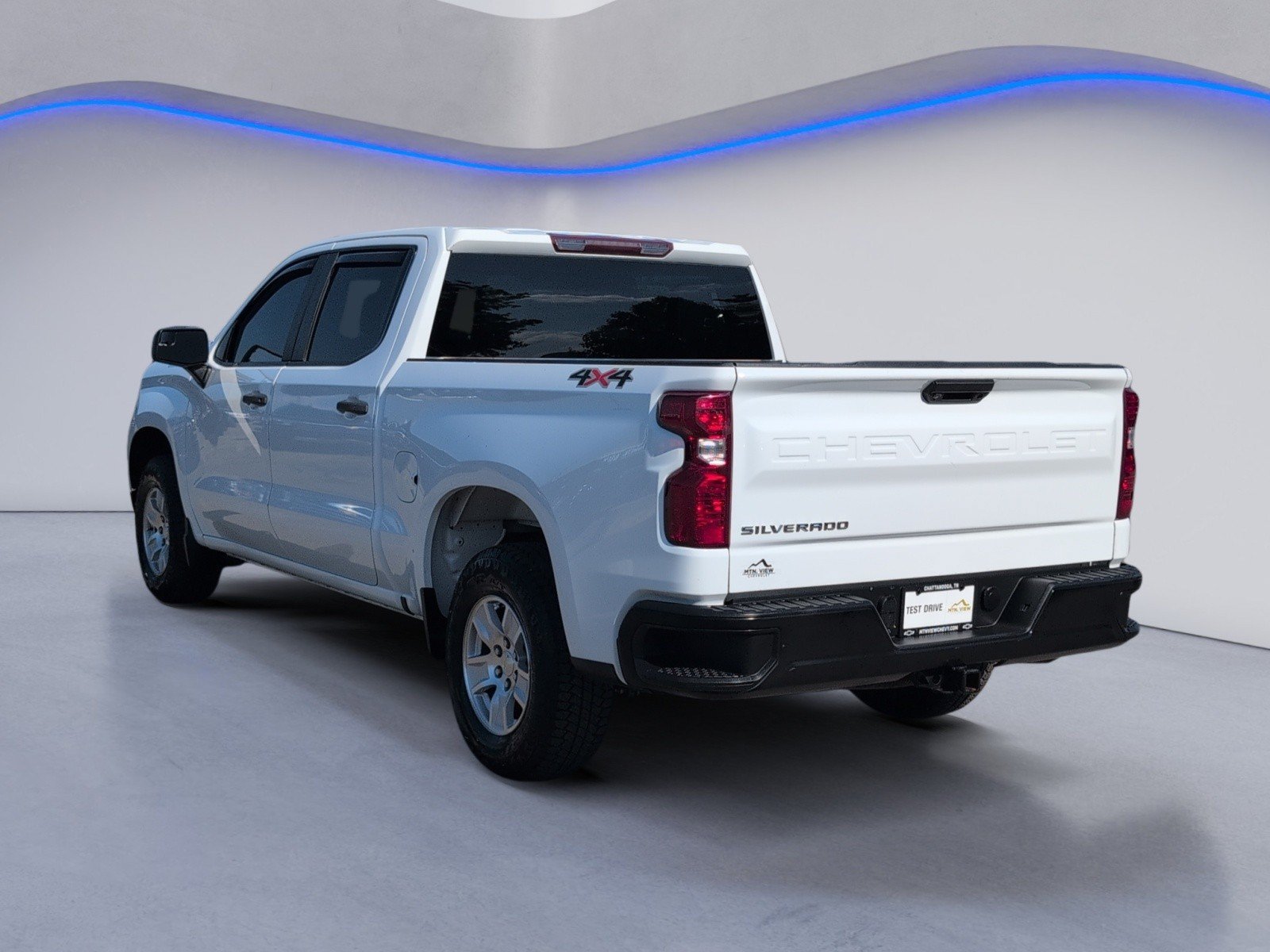 Used 2022 Chevrolet Silverado 1500 W/T w/ WT Value Package AWD/4WD image 3