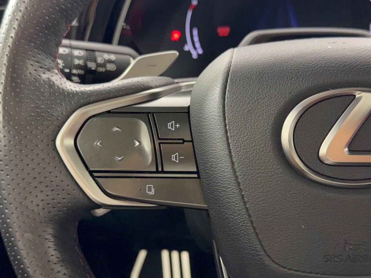 Used 2024 Lexus RX 350 F Sport AWD/4WD image 18