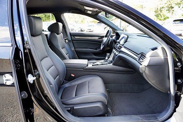Used 2021 Honda Accord Sport image 11