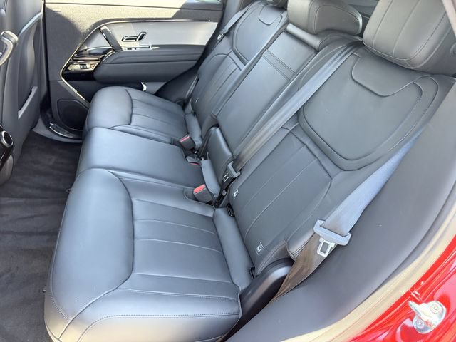 New 2026 Land Rover Range Rover Sport Dynamic SE AWD/4WD image 16