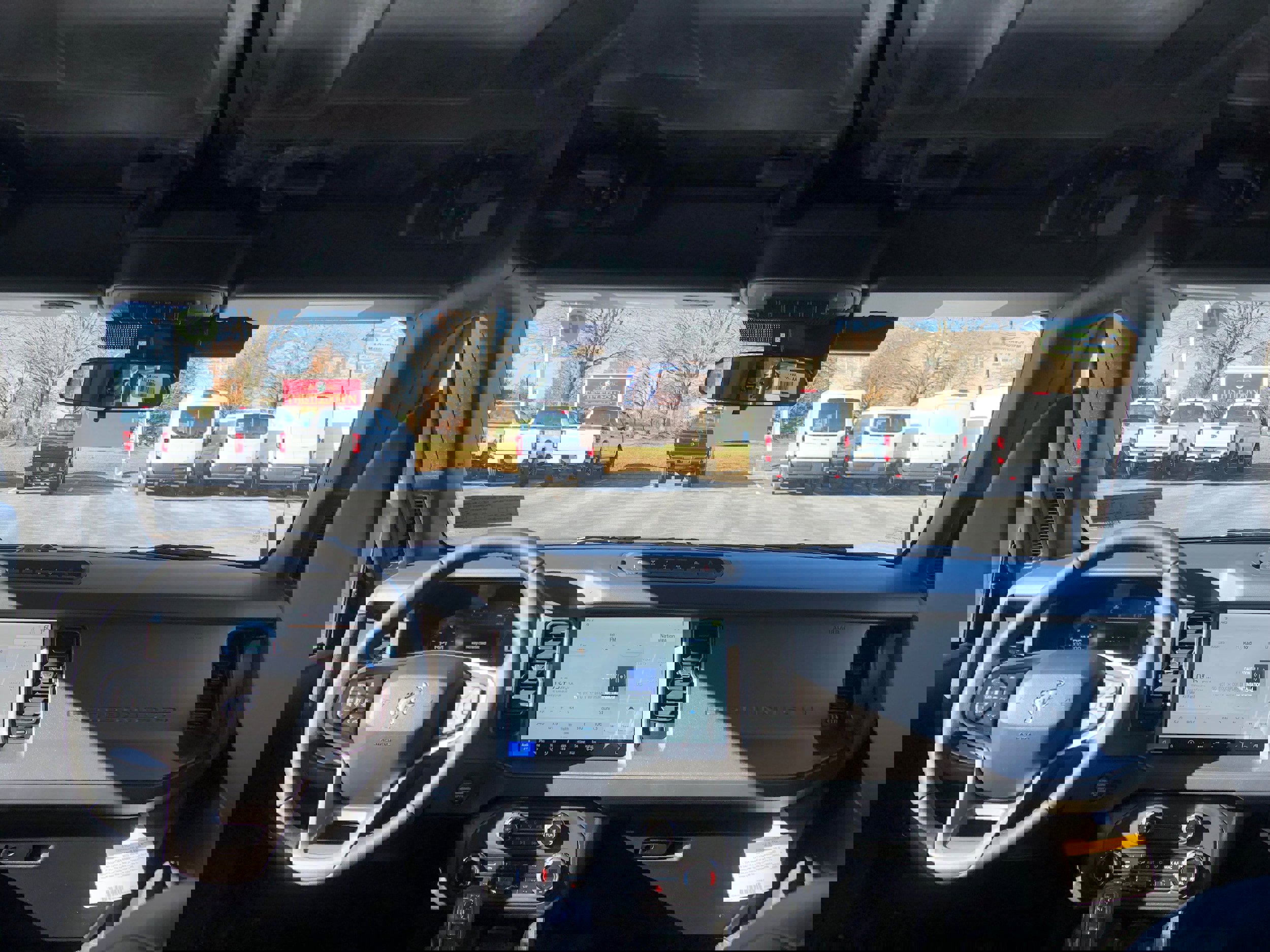 New 2025 Ford Bronco Badlands image 19