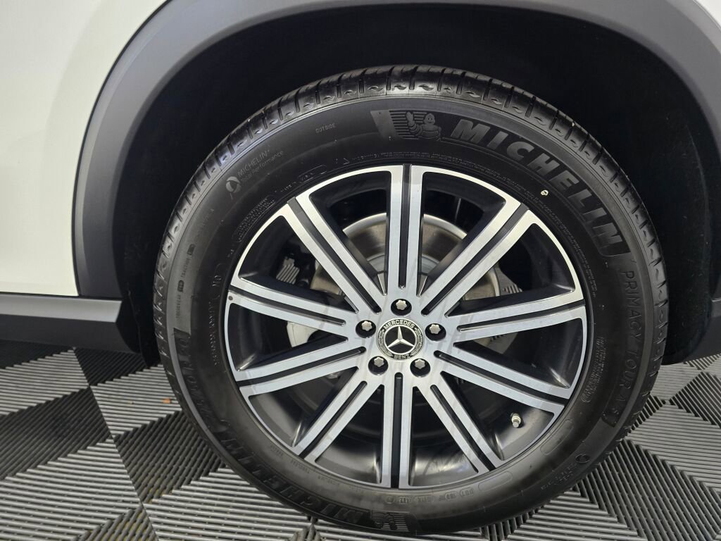 Certified 2025 Mercedes-Benz GLE 350 4MATIC image 21