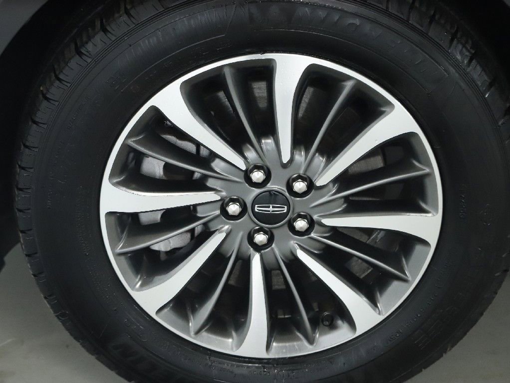 Used 2023 Lincoln Nautilus AWD w/ Premium Package image 37