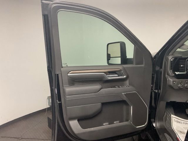 New 2026 Chevrolet Silverado 2500 LT w/ Z71 Off-Road Package image 9