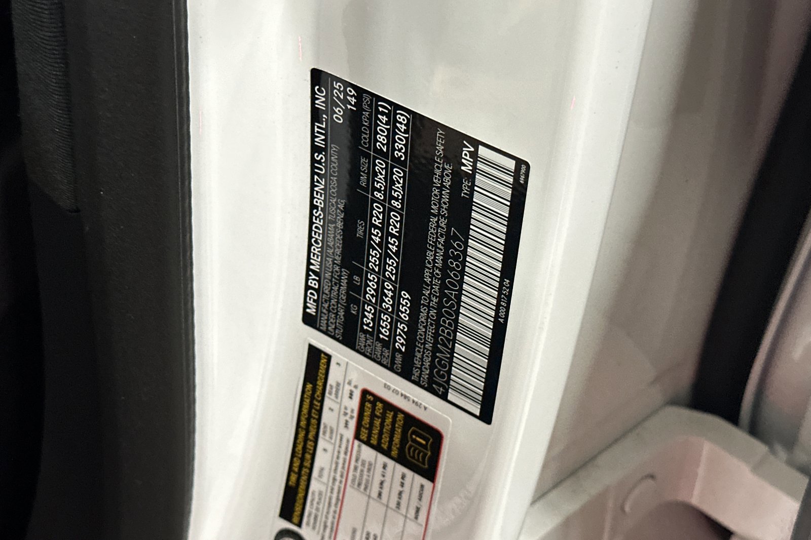 New 2025 Mercedes-Benz EQE 350+ SUV image 17