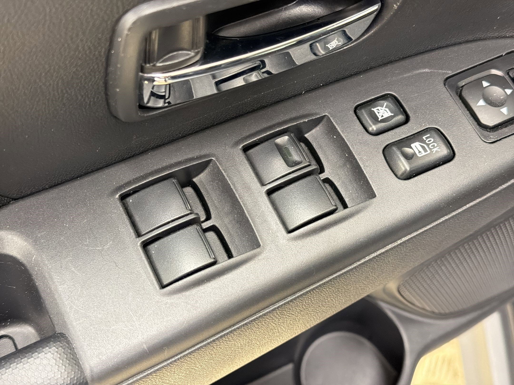 Used 2025 Mitsubishi Outlander Sport ES image 12