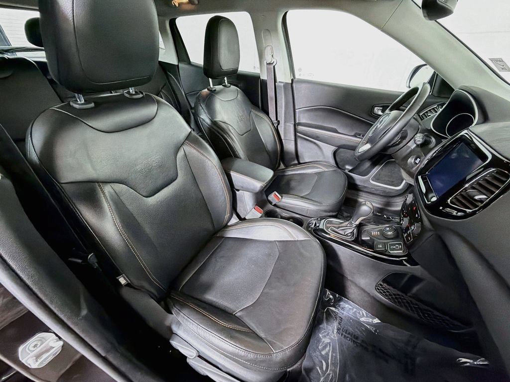 Used 2019 Jeep Compass Limited AWD/4WD image 23