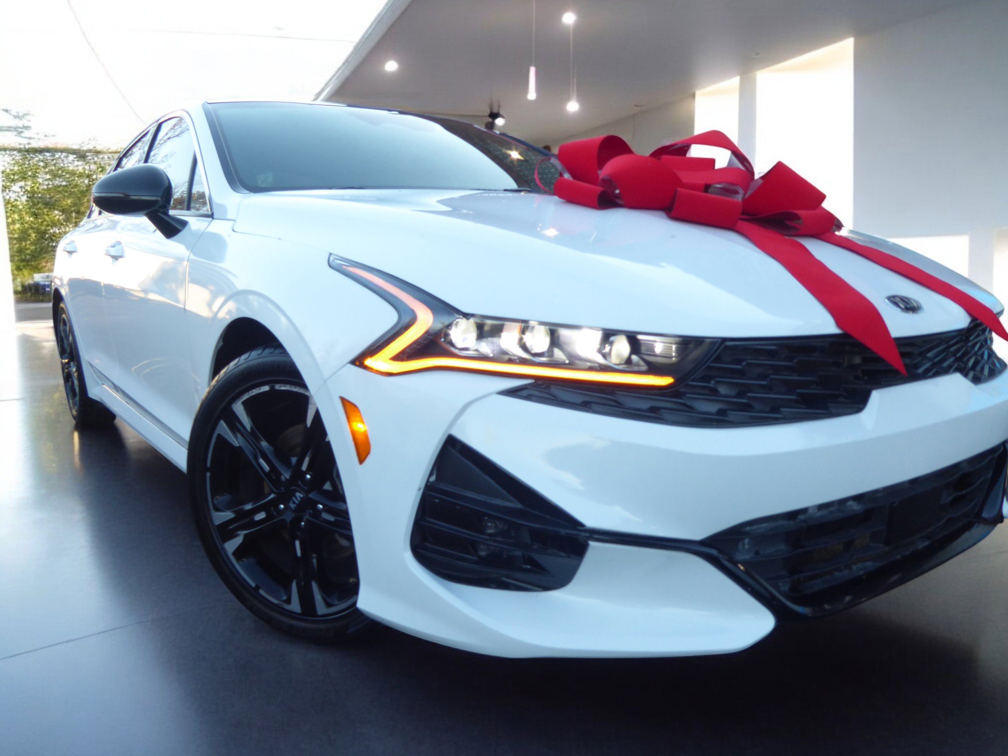 Used 2021 Kia K5 GT-Line w/ GT-Line FWD Premium Package image 1