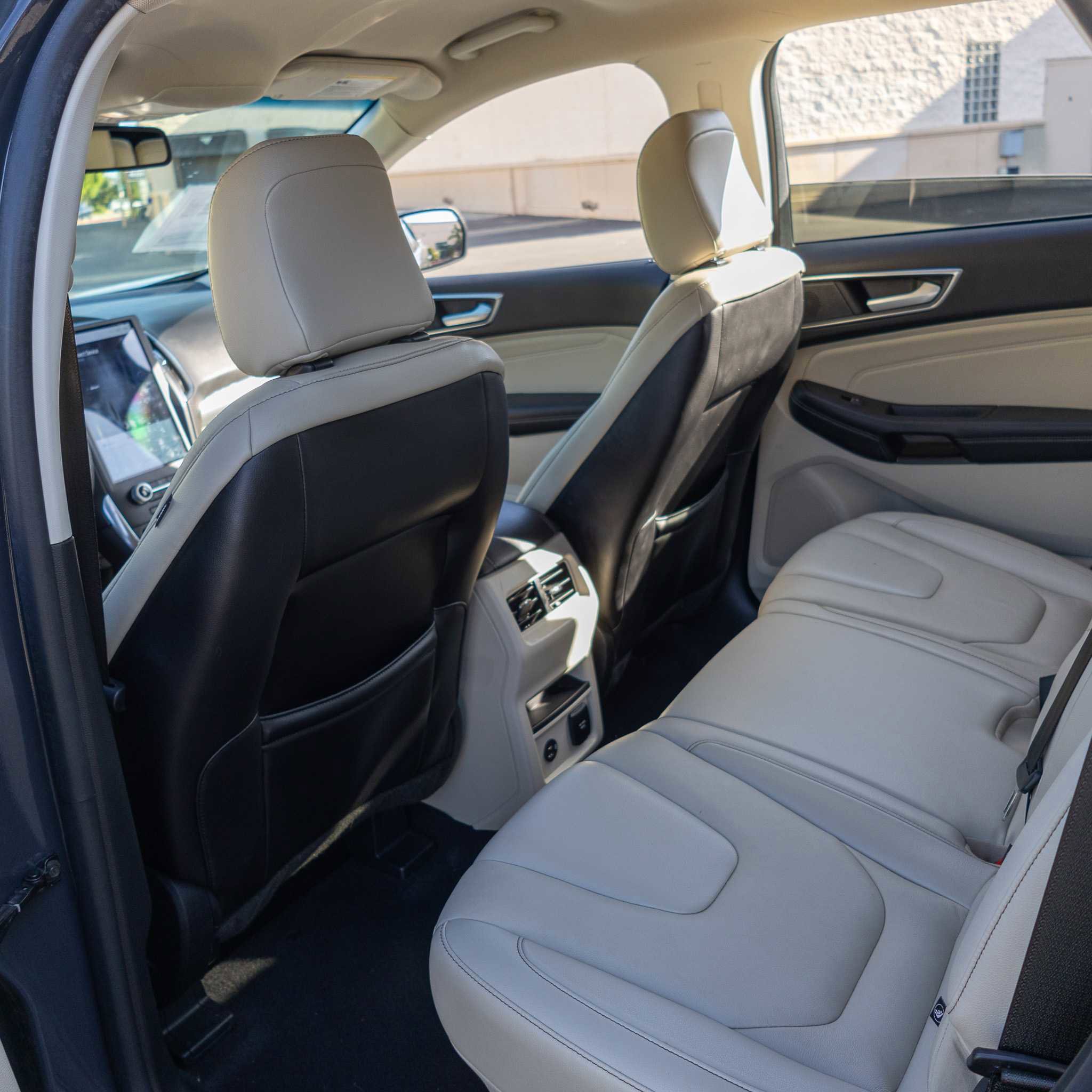 Used 2021 Ford Edge Titanium w/ Cargo Accessory Package image 17