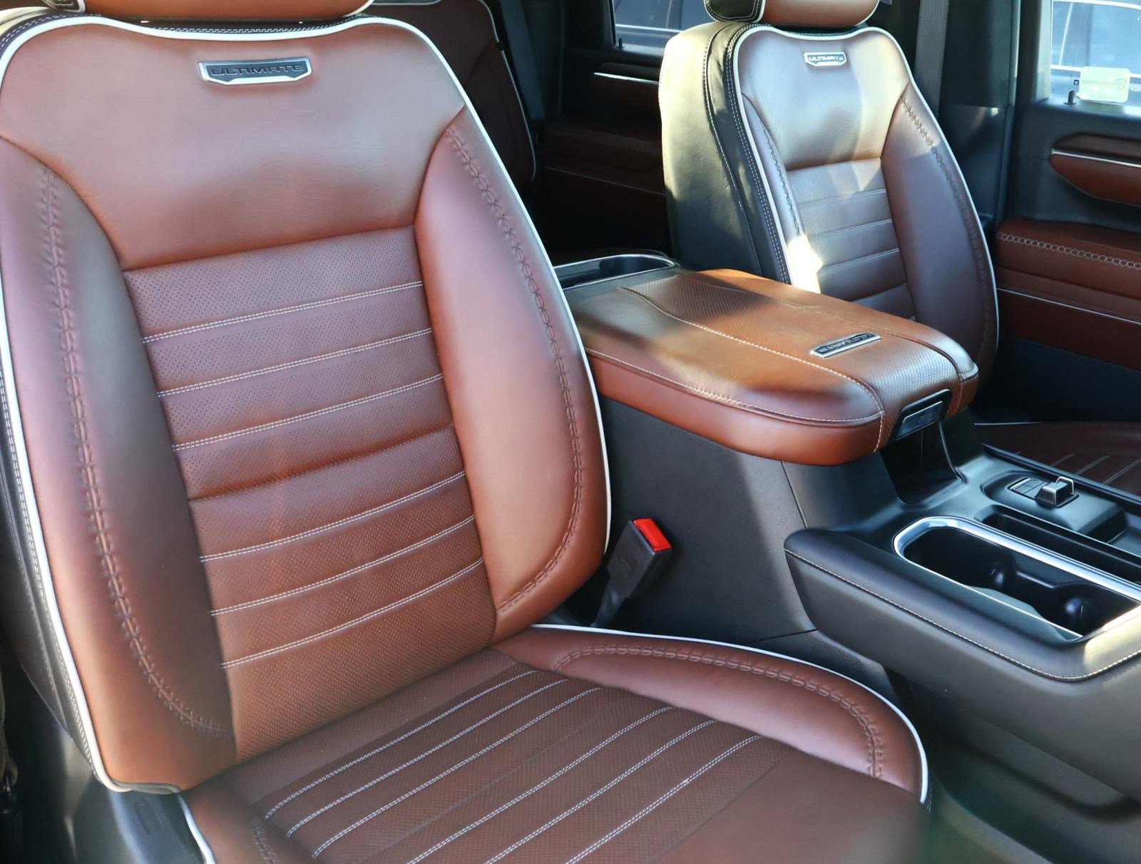 Used 2024 GMC Sierra 3500 Denali Ultimate image 19