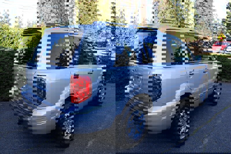 Used 2005 Honda Pilot EX-L image 3