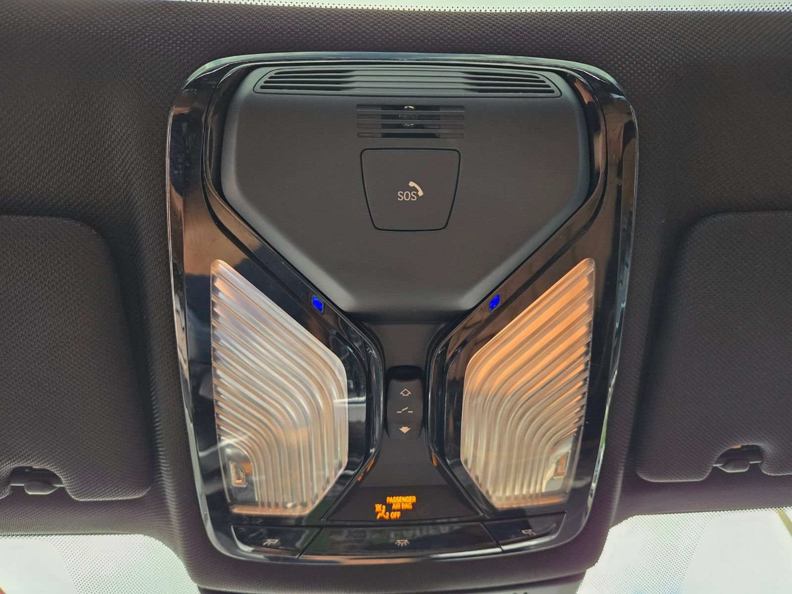 Used 2019 BMW 530e w/ M Sport Package RWD image 36