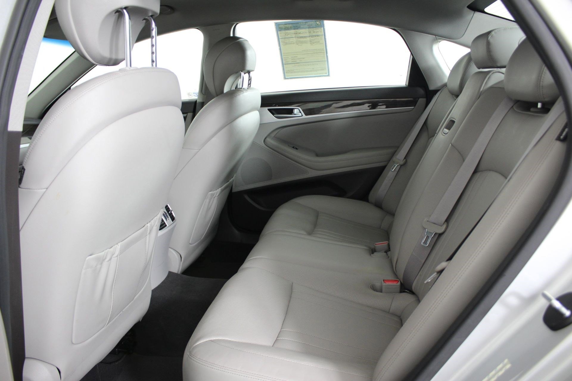 Used 2015 Hyundai Genesis 3.8 image 21