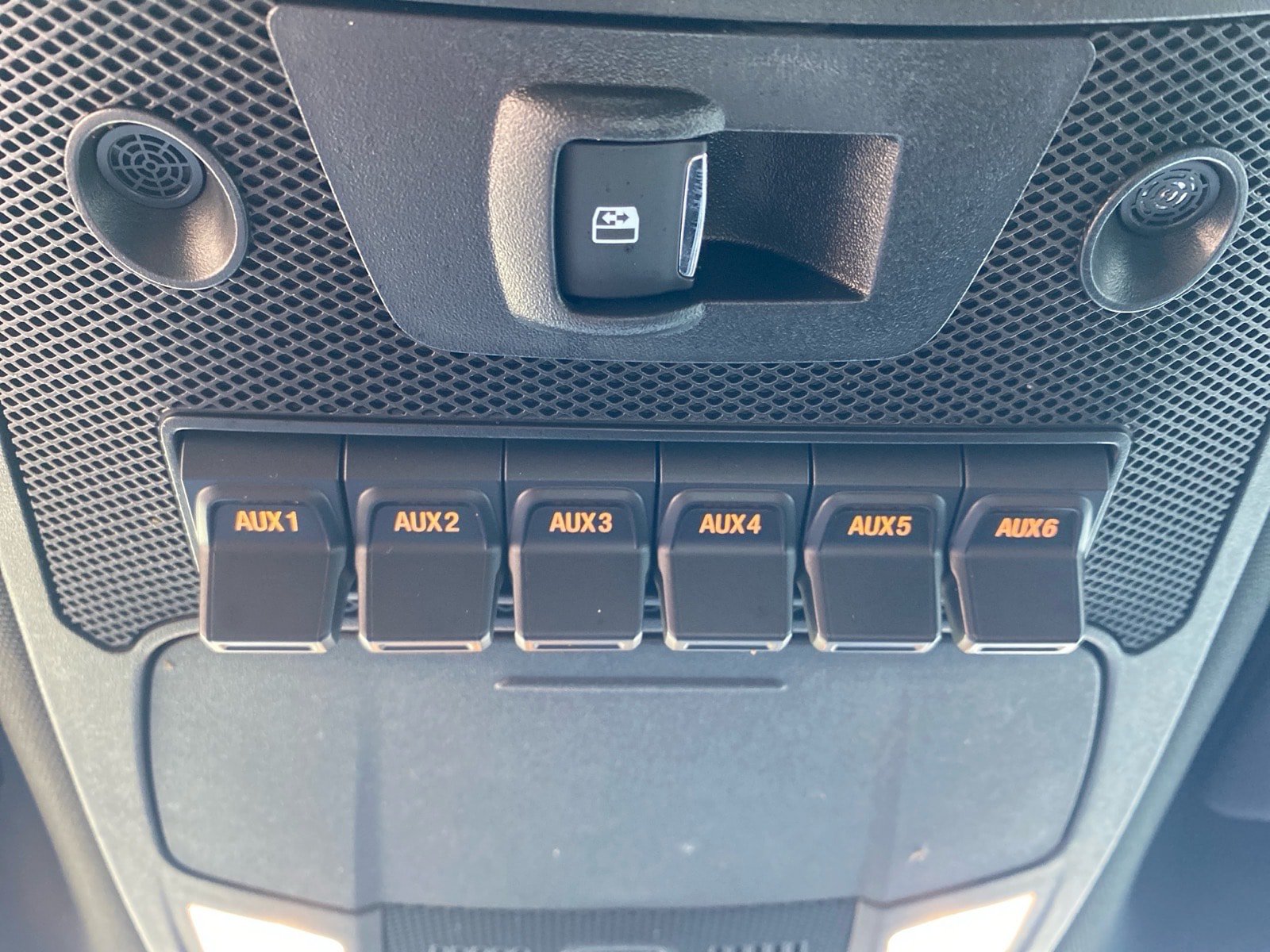 Used 2021 Ford F350 Platinum w/ FX4 Off-Road Package AWD/4WD image 19