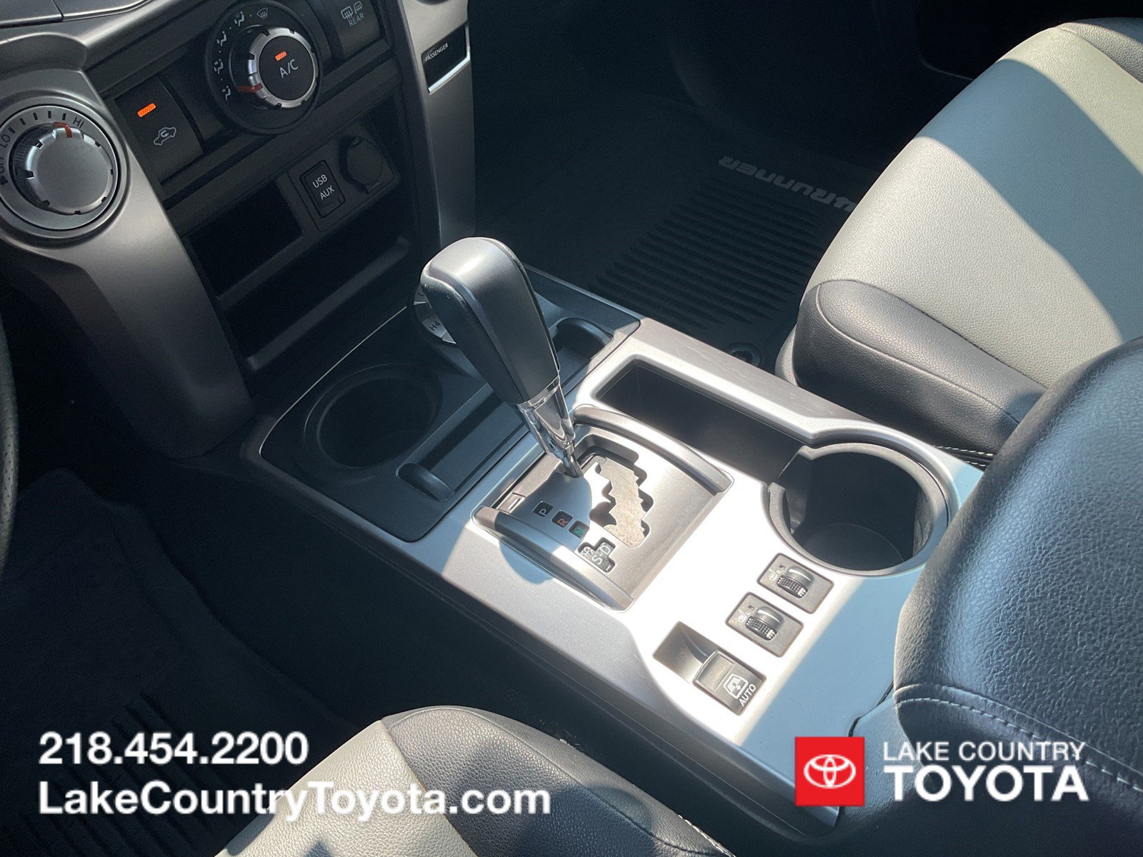 Used 2017 Toyota 4Runner SR5 Premium AWD/4WD image 29
