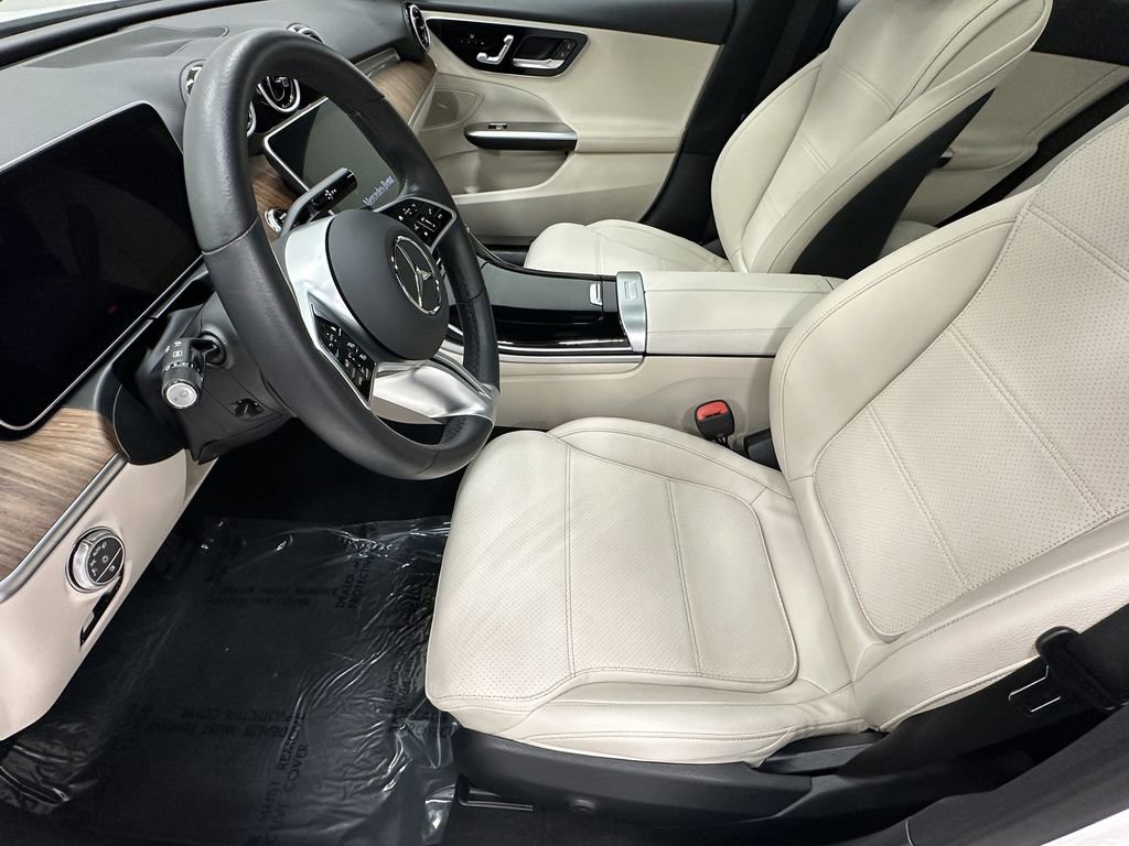 Certified 2025 Mercedes-Benz C 300 Sedan image 9