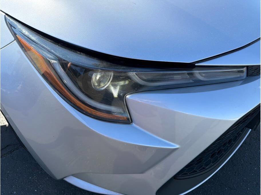 Used 2020 Toyota Corolla LE image 30