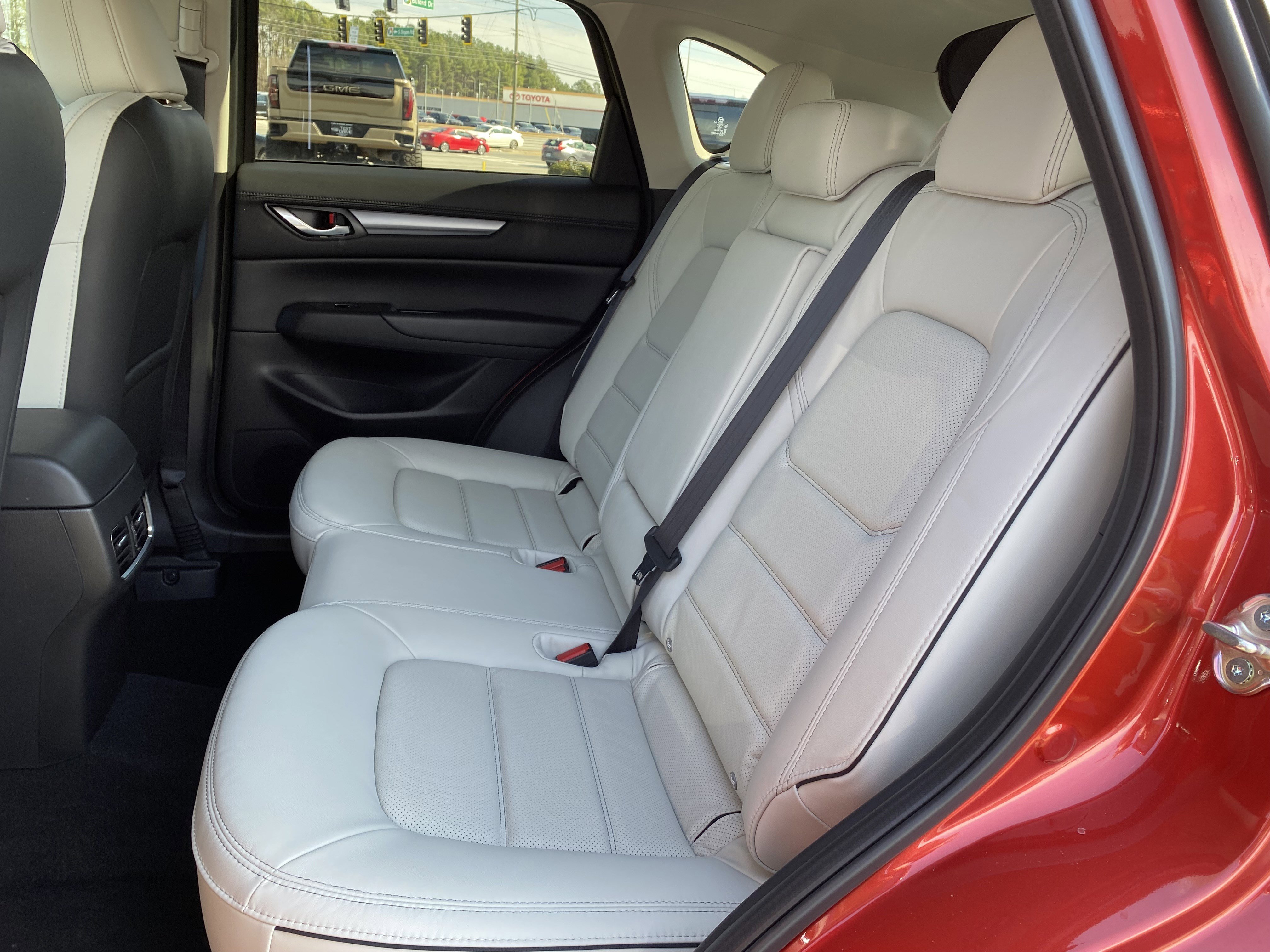 New 2025 MAZDA CX-5 AWD 2.5 S w/ Preferred Package image 37