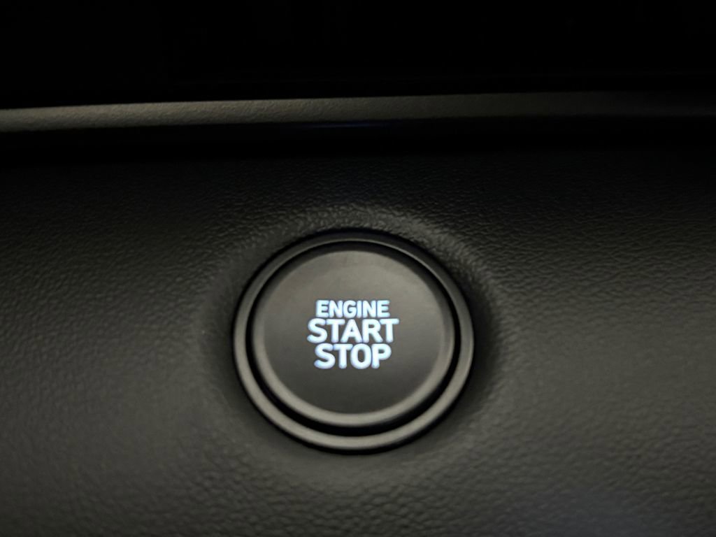 New 2026 Hyundai Elantra Sport FWD image 15