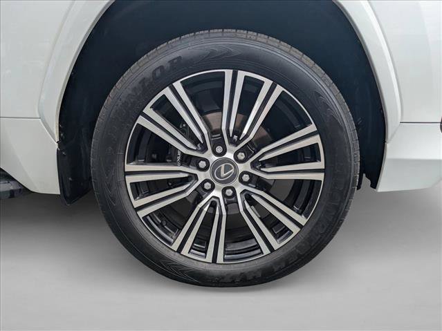 Used 2025 Lexus LX 600 4WD w/ Accessory Package (2T) image 21