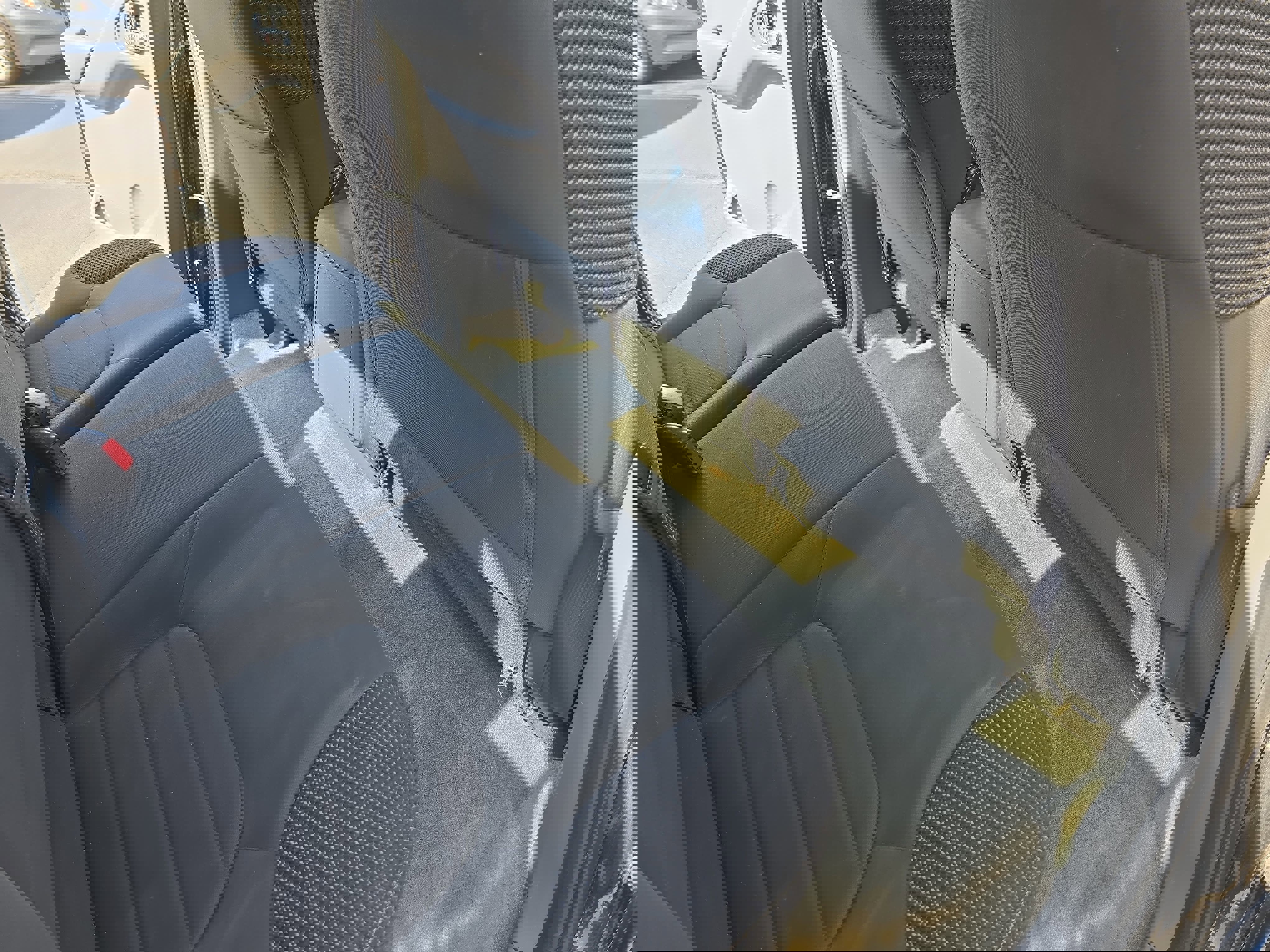 Used 2015 Nissan Frontier Desert Runner image 11