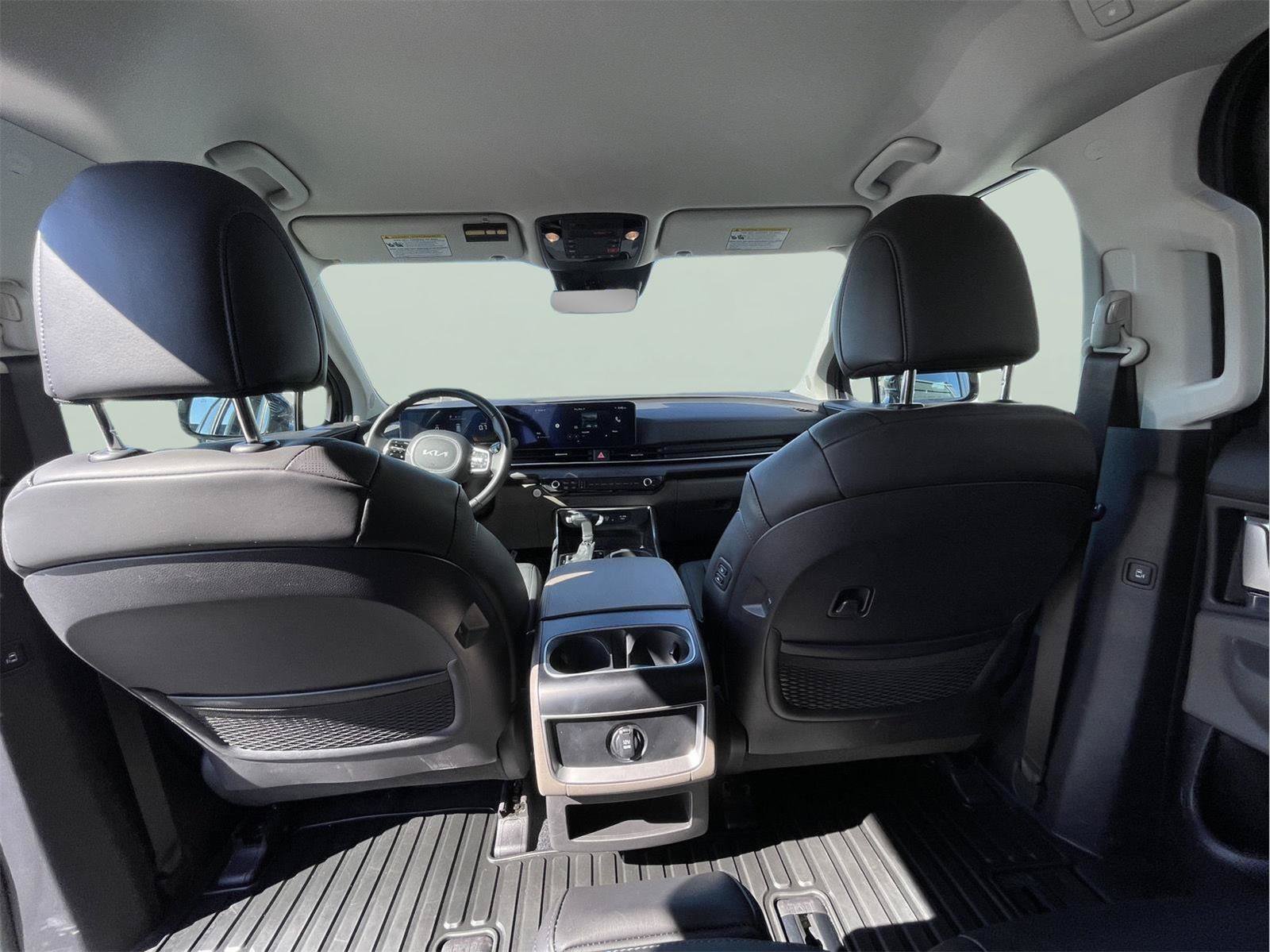 Used 2026 Kia Carnival EX FWD image 16