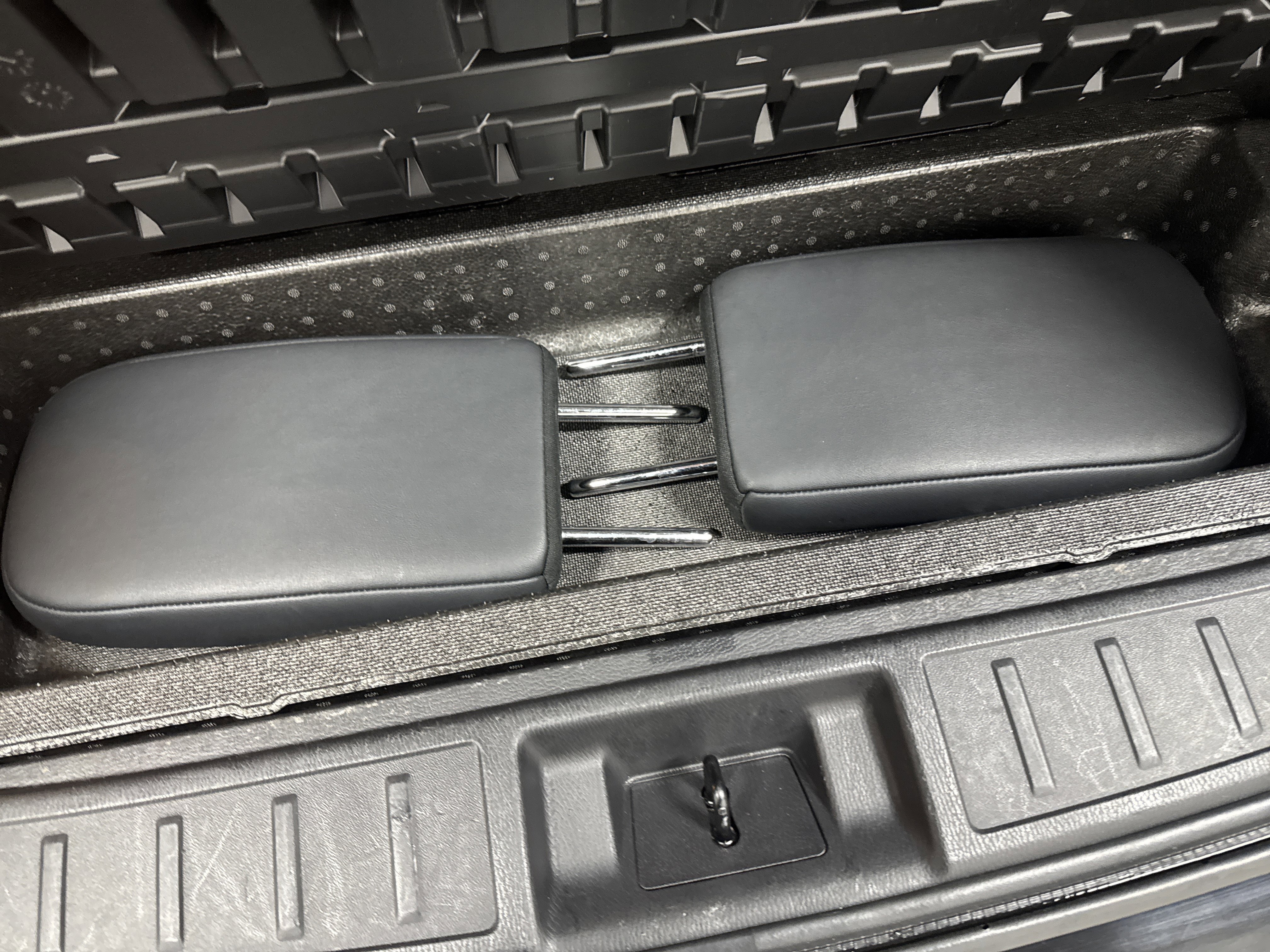 Used 2024 Mitsubishi Outlander SE image 32