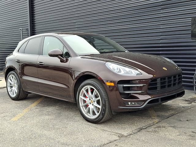 Certified 2017 Porsche Macan Turbo image 9