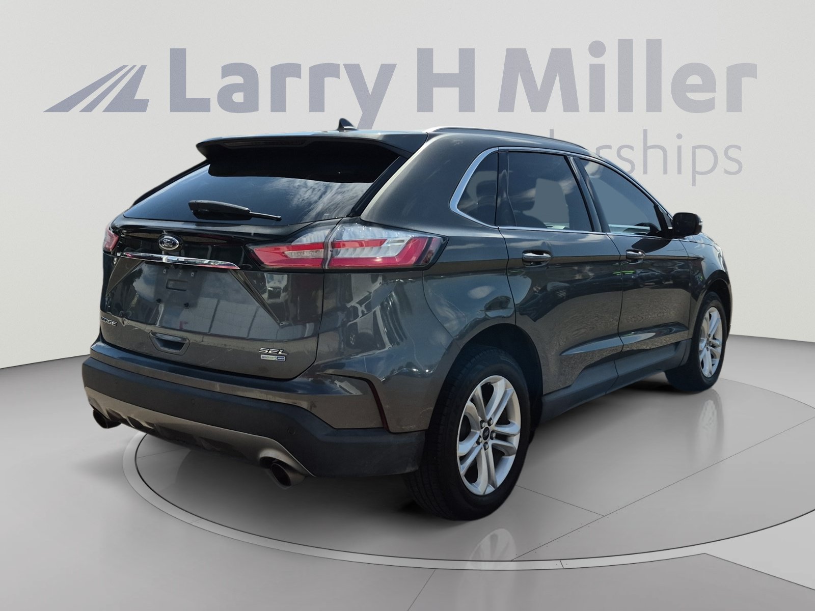 Used 2019 Ford Edge SEL w/ Equipment Group 201A AWD/4WD image 5