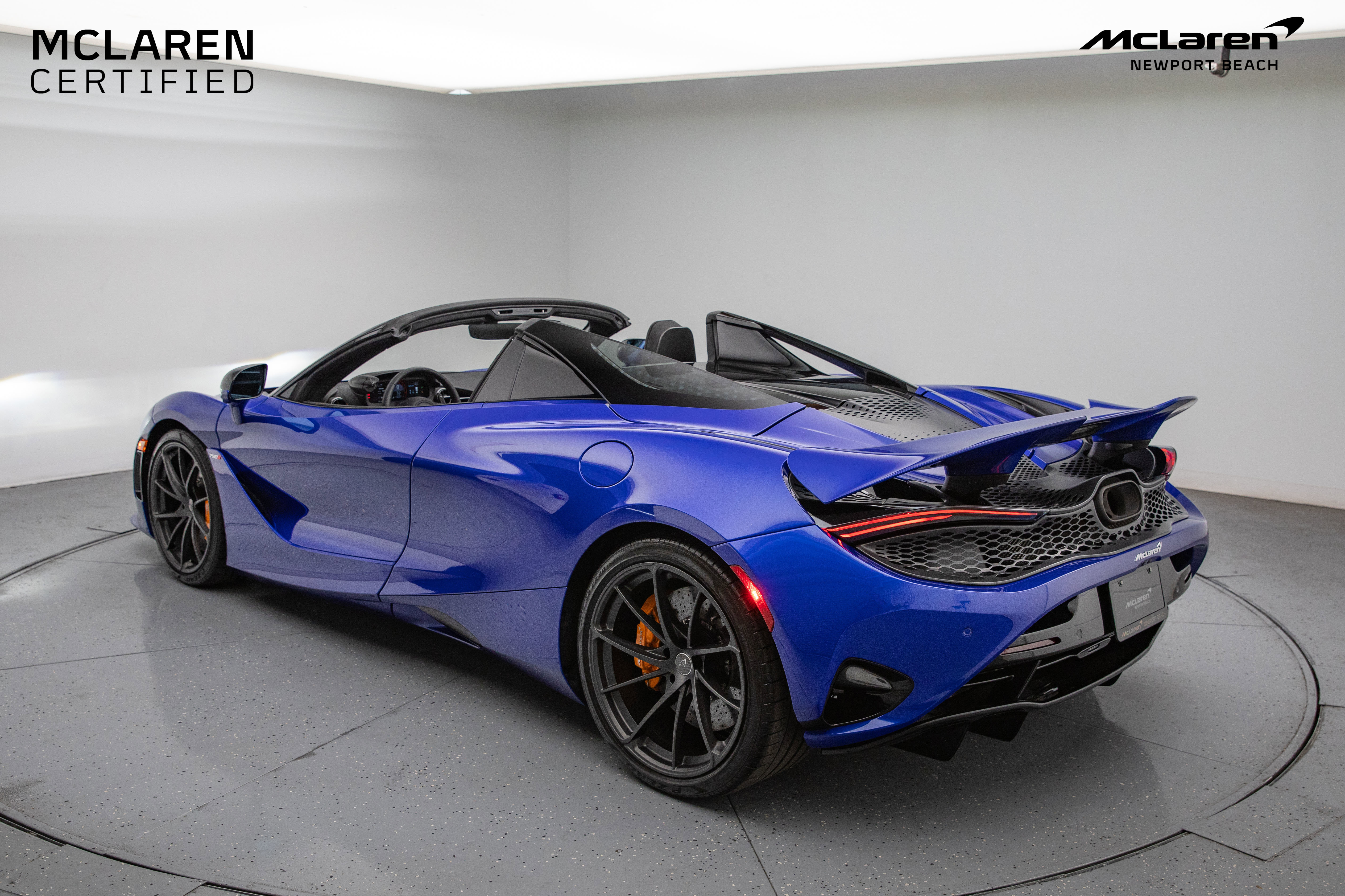 Used 2024 McLaren 750S Spider image 14